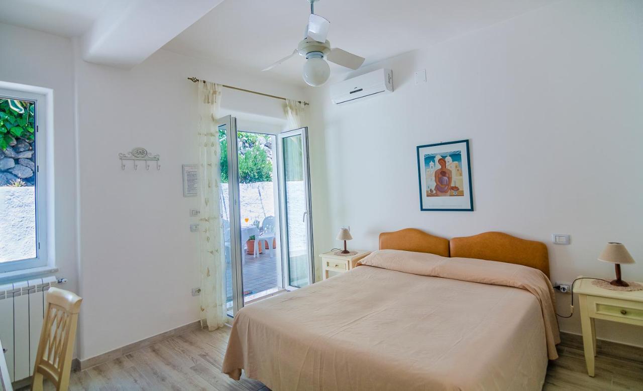 Bed and Breakfast La Citarea Форио Экстерьер фото