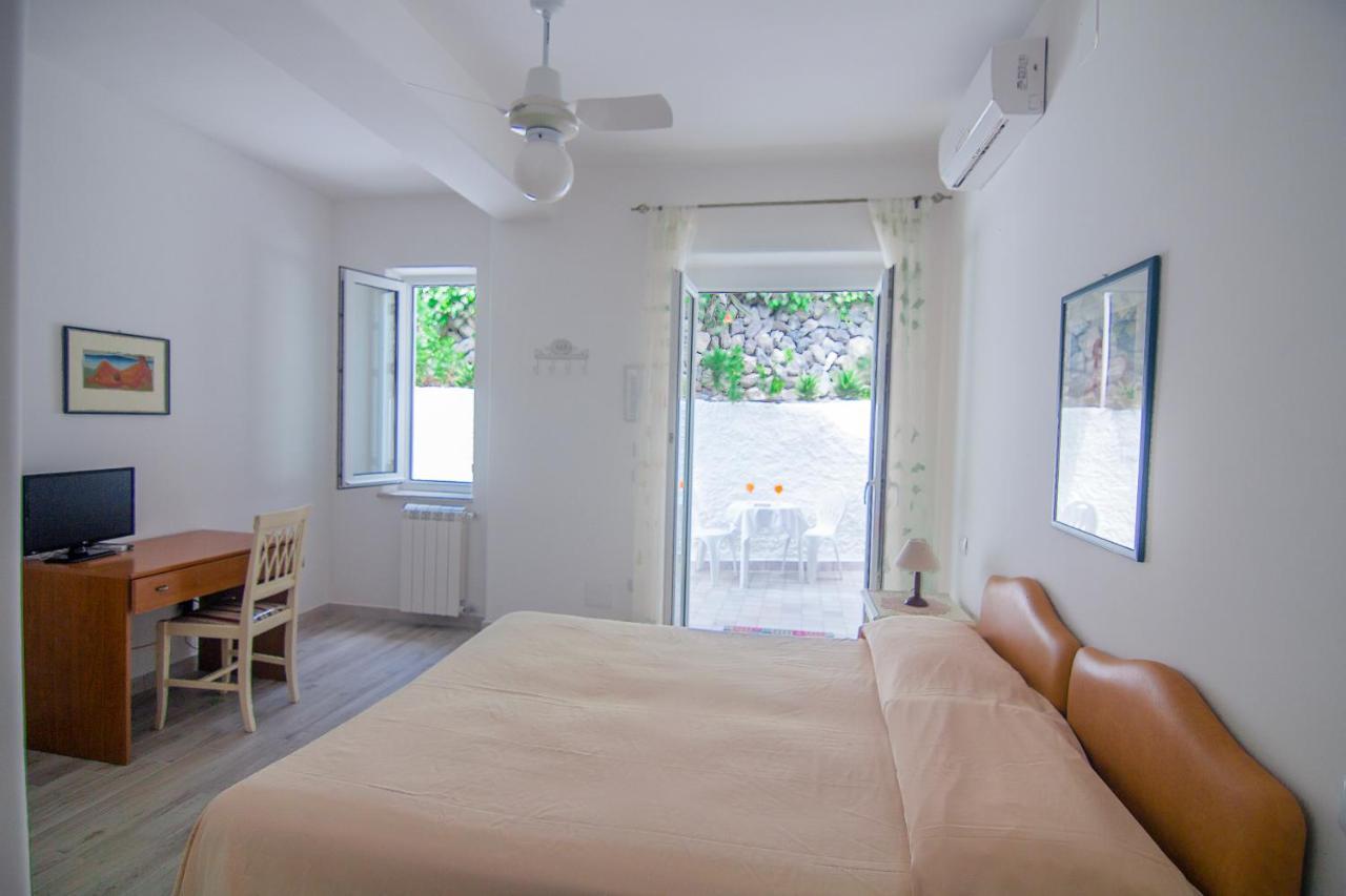 Bed and Breakfast La Citarea Форио Экстерьер фото